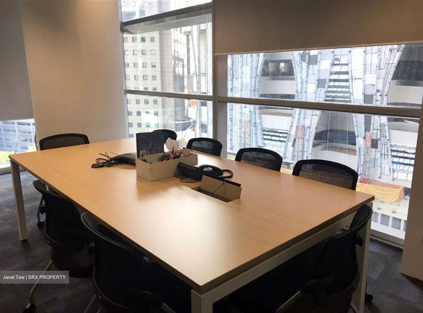 Samsung Hub (D1), Office #485647501